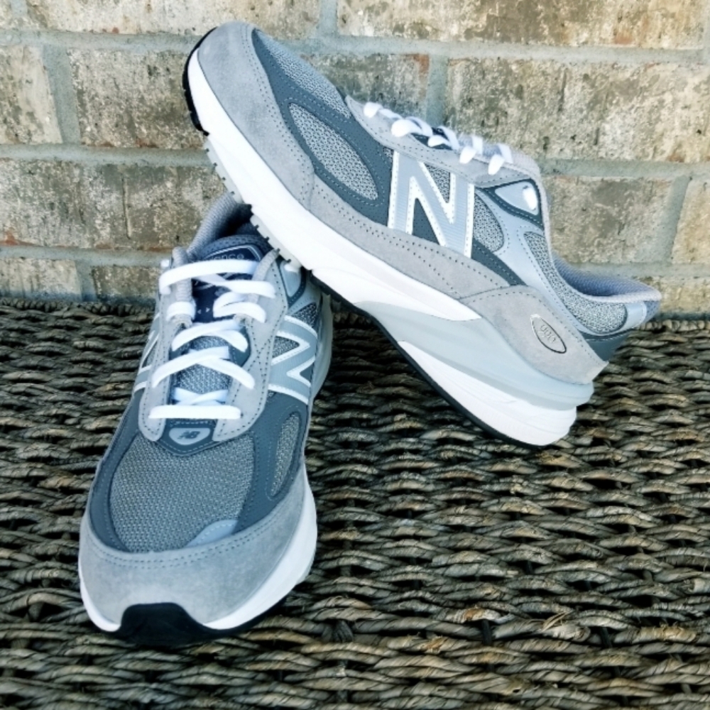 New Balance 990v6 GRAY WHITE Running Shoes (Women 9.5D) Wide Comfort Sneakers